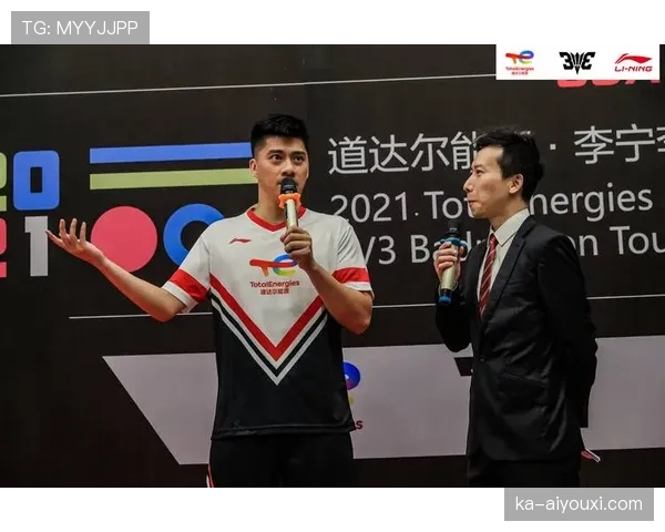 傅海峰退役后住广州豪宅，每天五点起床陪儿子打球，老婆说他比当运动员时还自律